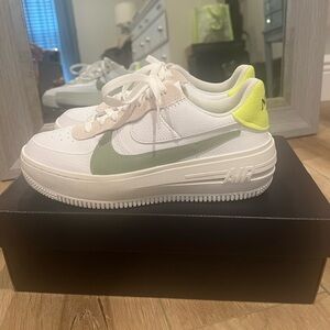 Like new Nike Air Force 1 platform sneakers. 7W women’s